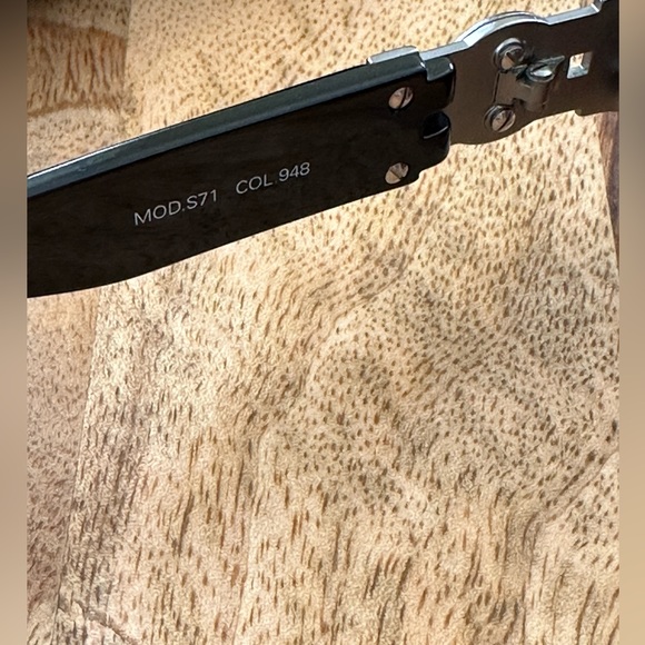 Gianni Versace Sunglasses MOD S71 COL 948 - Picture 6 of 16